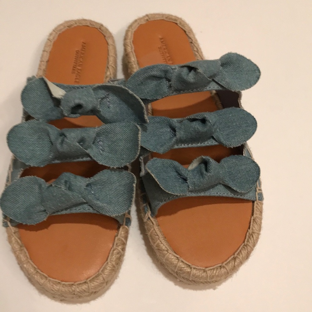 NWT American eagle denim bow wedge sandals 7 - Picture 4 of 12